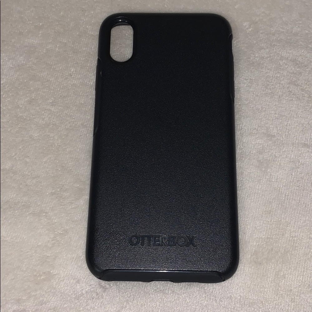 Otterbox black case for iphone XS MAX
